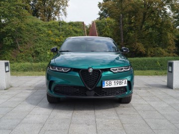 Alfa Romeo Tonale PHEV Q4 Veloce 280 KM AT6 – Włoska piękność